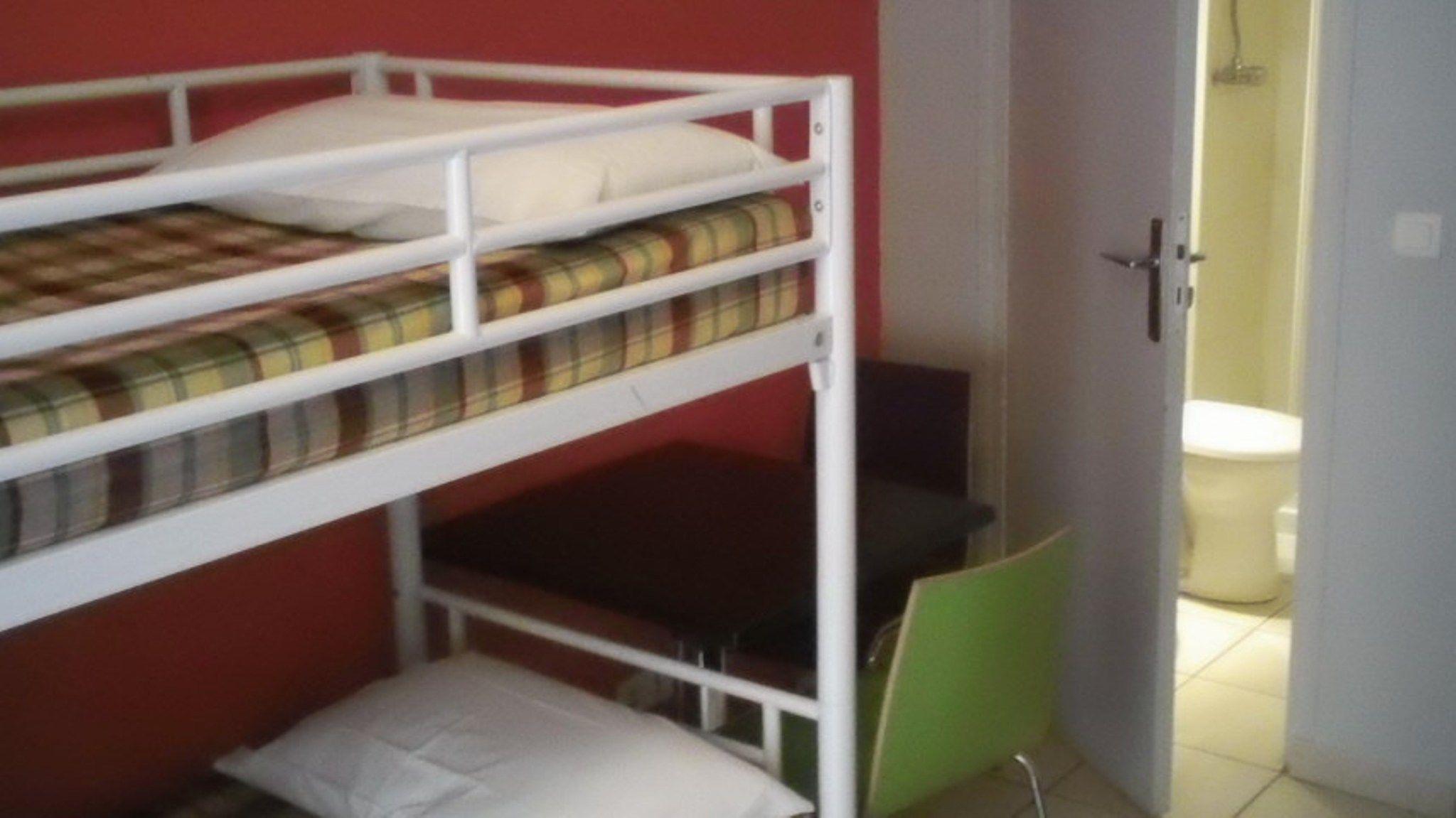 Le Montclair Montmartre By River Hostel