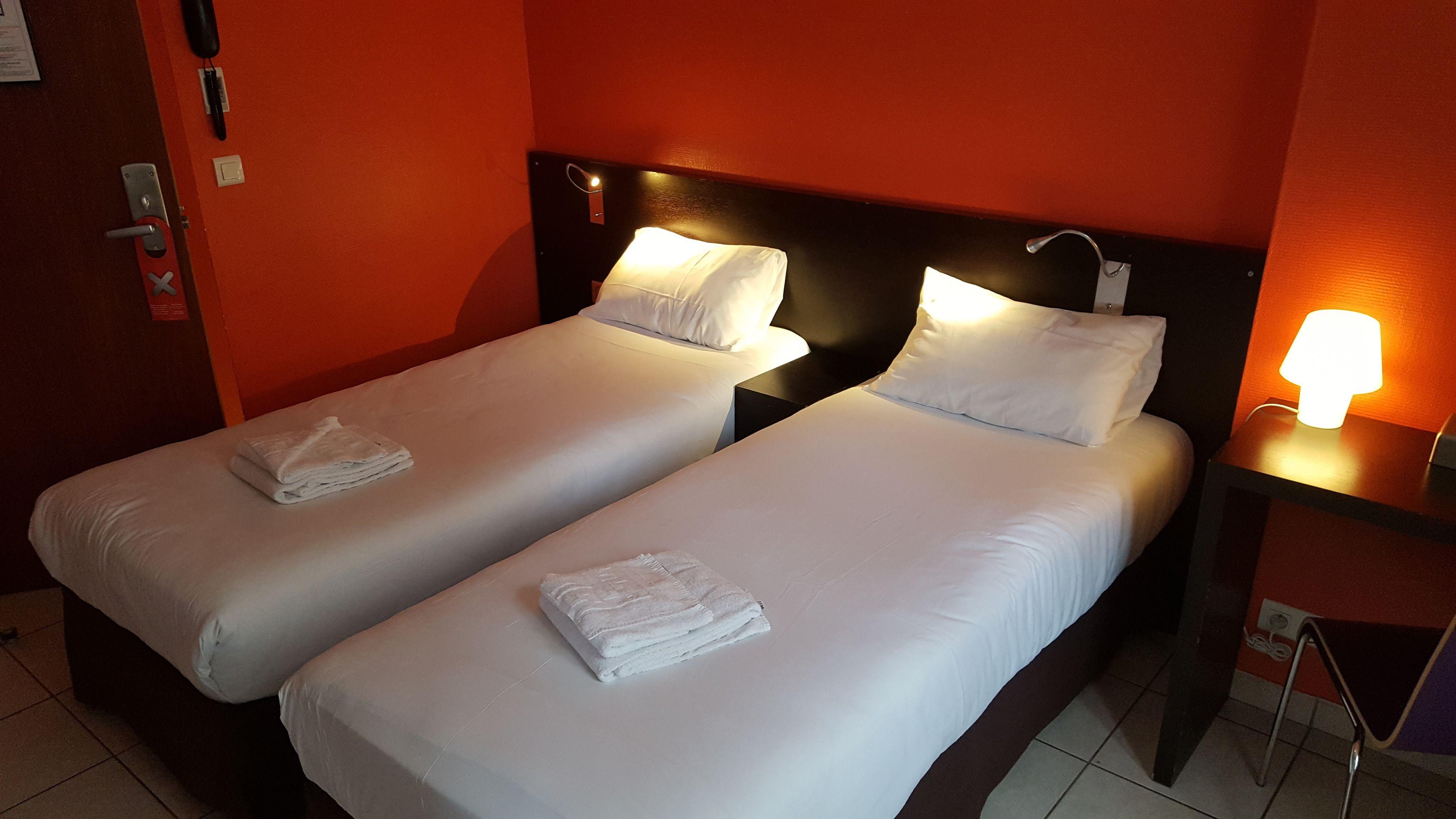 Hostel Le Montclair Montmartre By River