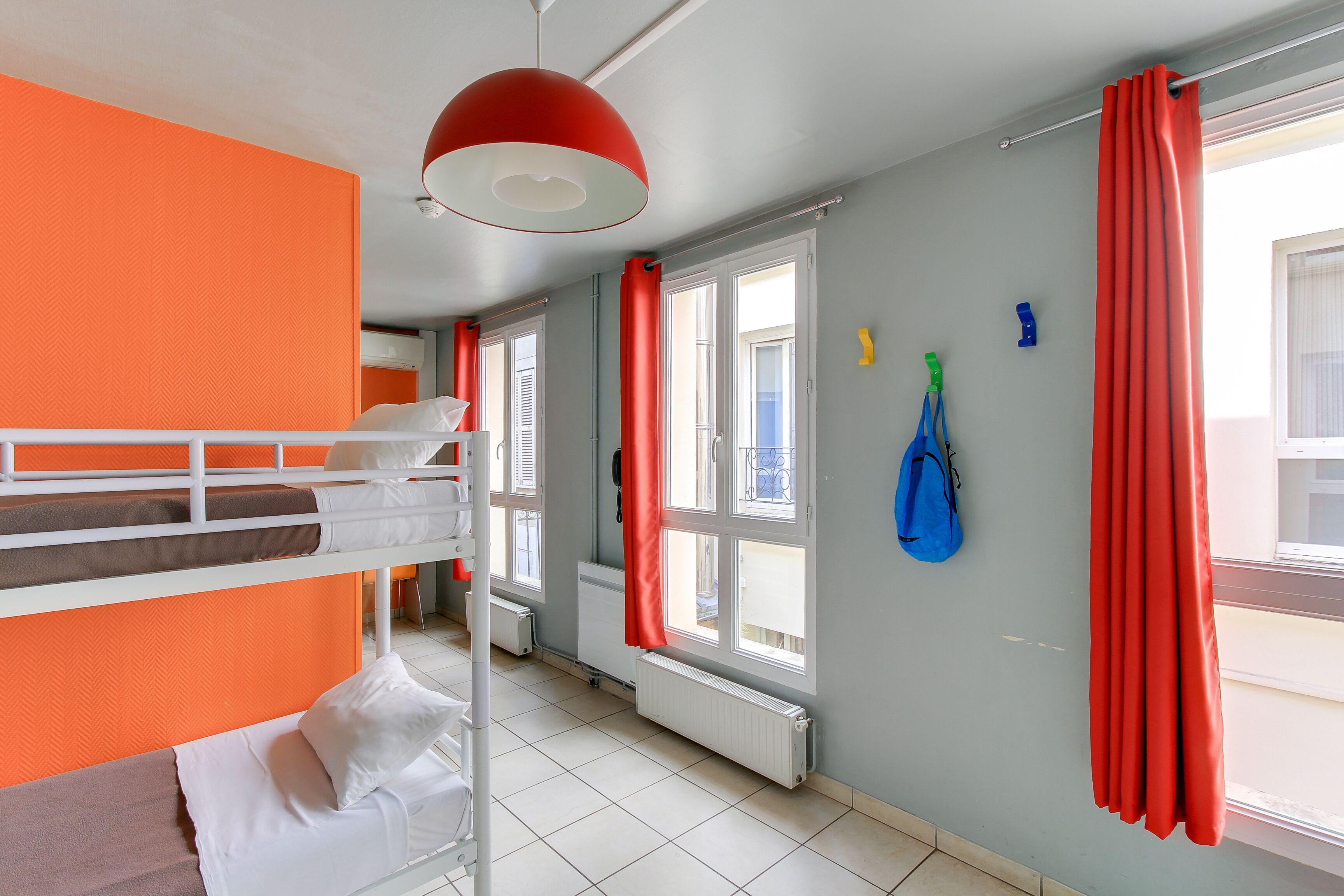 Le Montclair Montmartre By River Hostel Paris