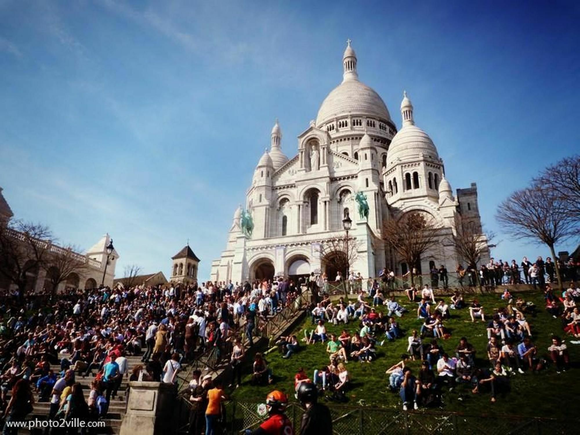 Le Montclair Montmartre By River Parigi