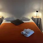 Le Montclair Montmartre By River