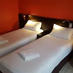 Hostel Le Montclair Montmartre By River