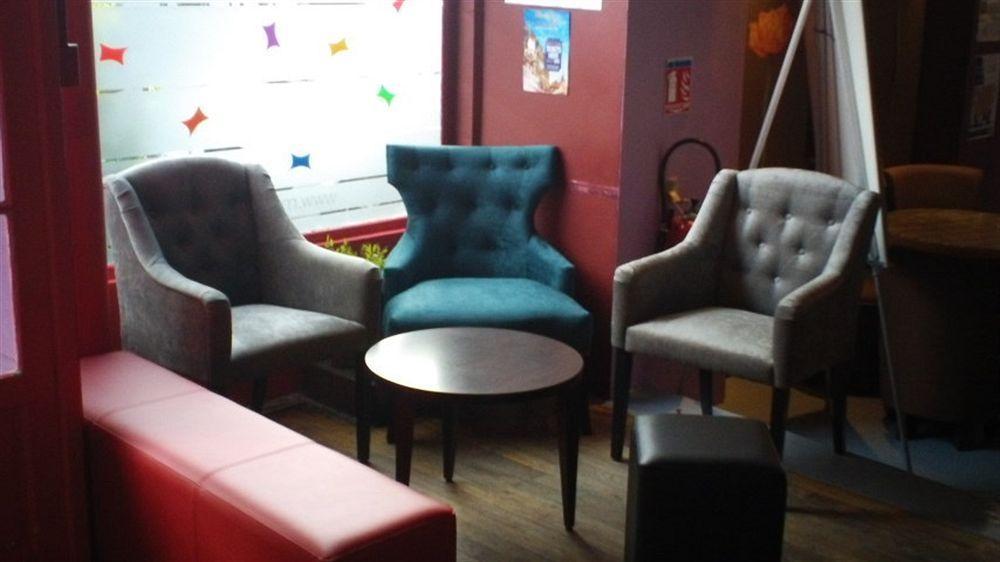 Le Montclair Montmartre By River *