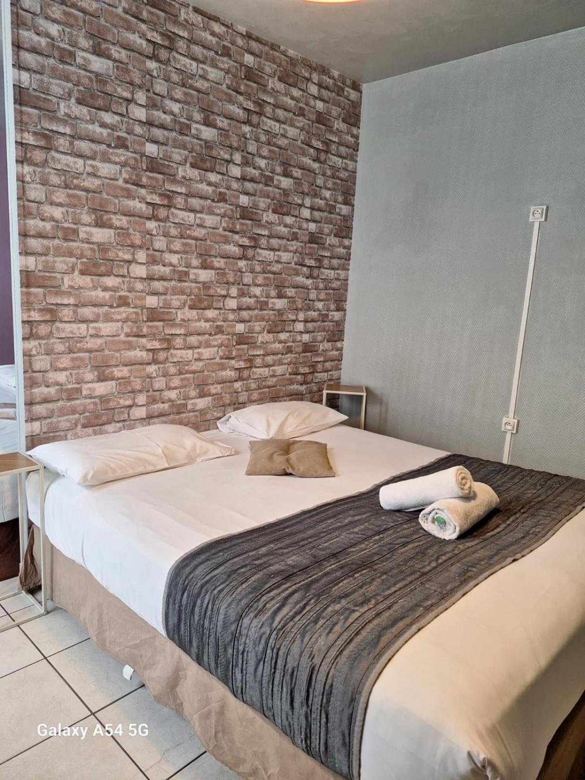 Le Montclair Montmartre By River * Parigi