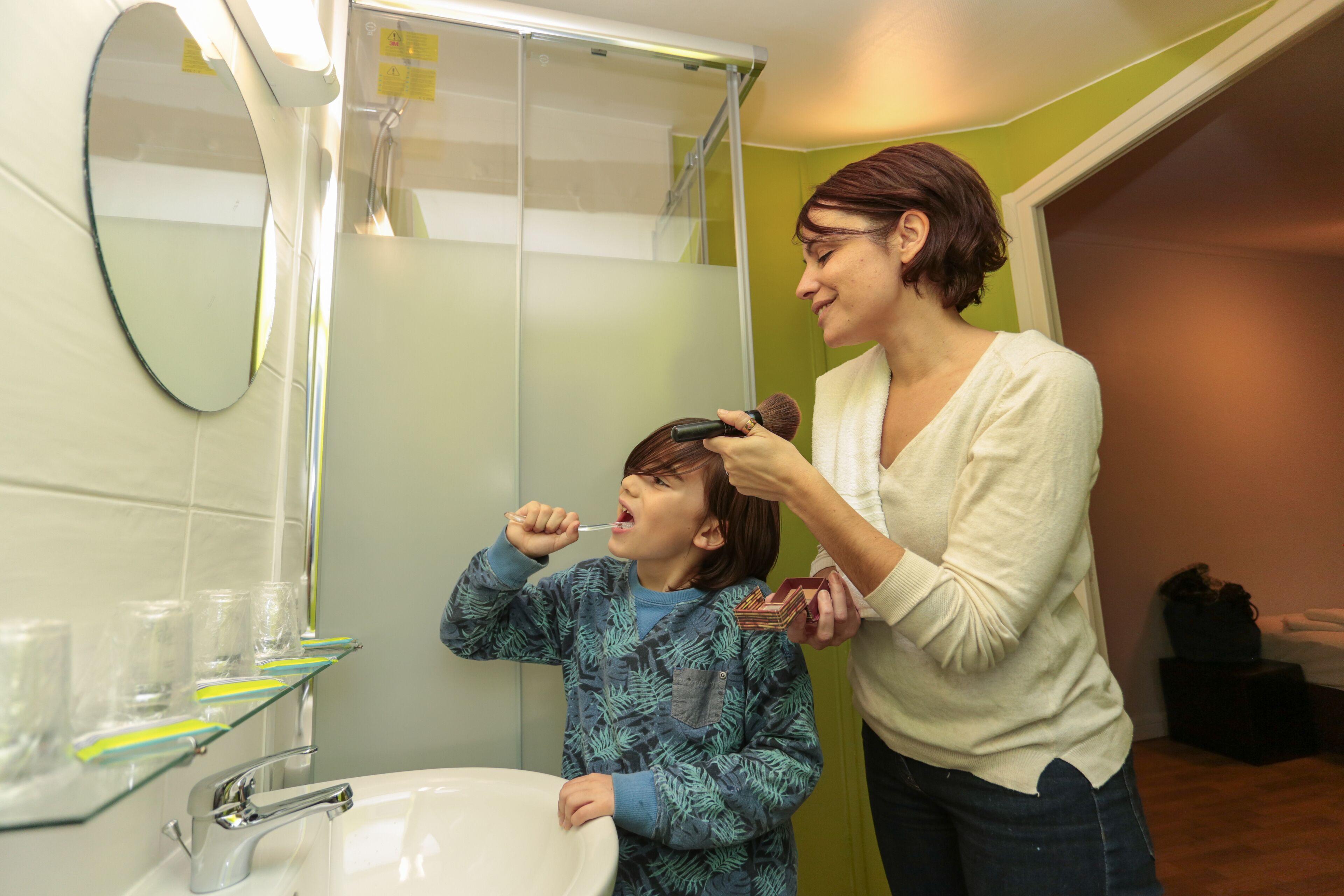 Ostello Le Montclair Montmartre By River Parigi