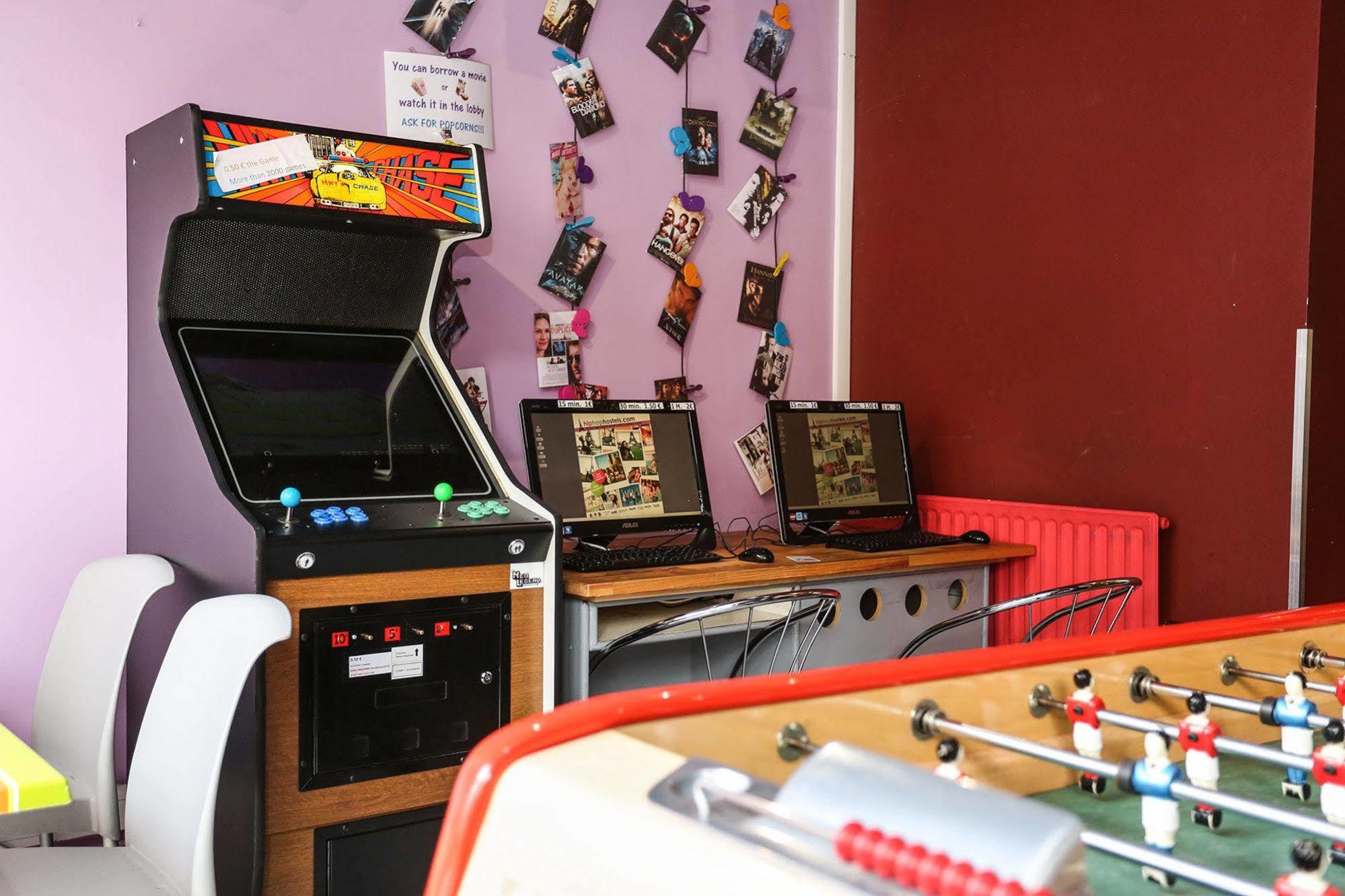 Ostello Le Montclair Montmartre By River