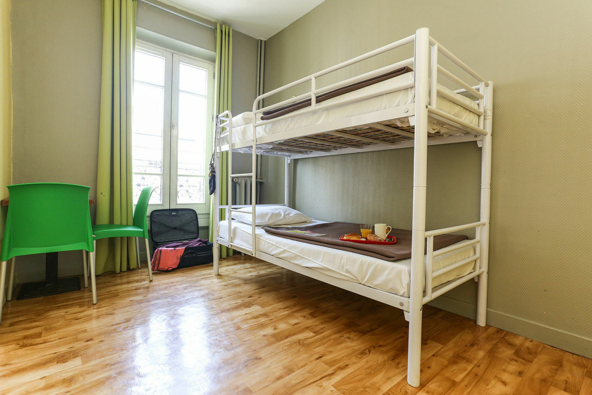 Le Montclair Montmartre By River Parigi