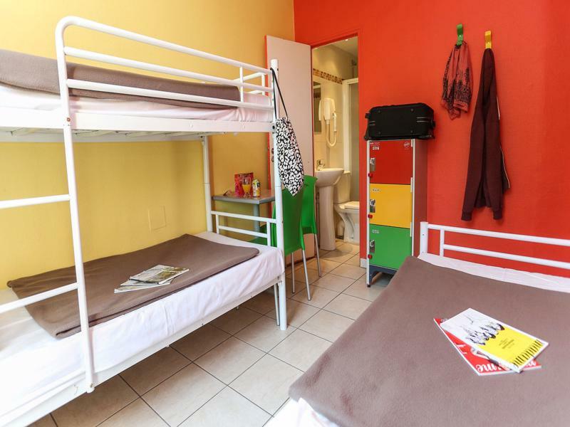 Ostello Le Montclair Montmartre By River *